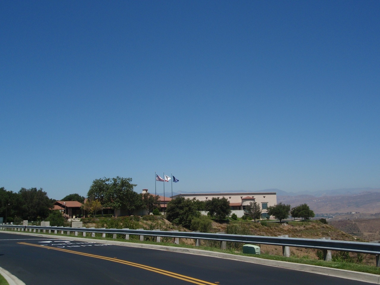 Image of Ronald Reagan Library in Simi Valley, Ventura County